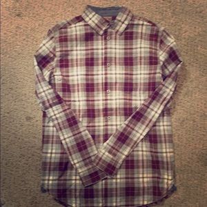 Men’s cotton flannel button down long sleeve